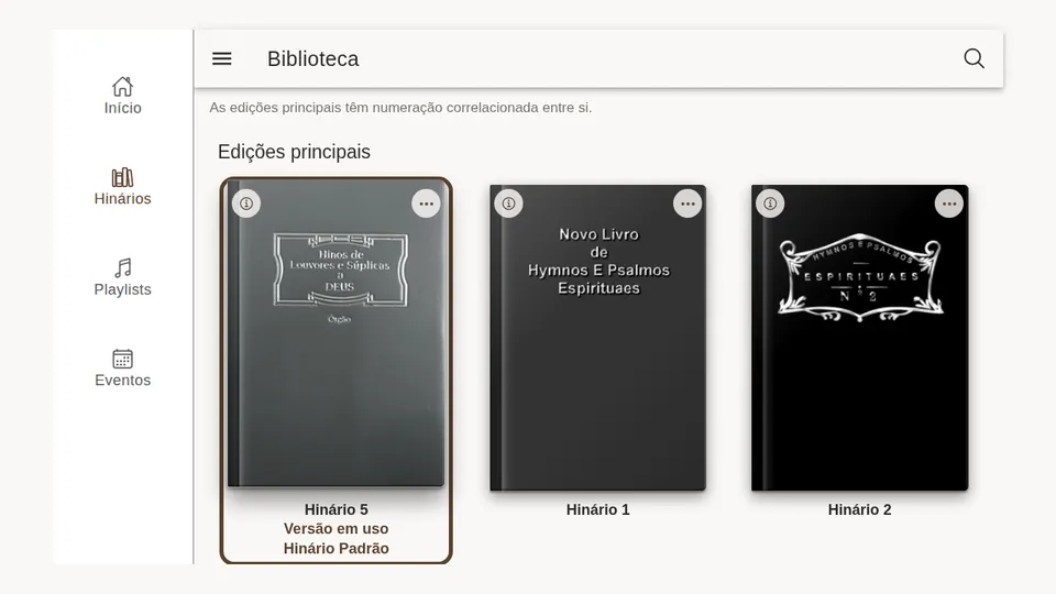 A biblioteca na televisão, com o menu lateral e o destaque do controle remoto.